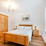 5 Bed In Oc-w32446 *