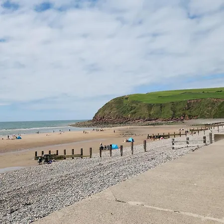 5 Bed In Oc-w32446 Ferienhaus